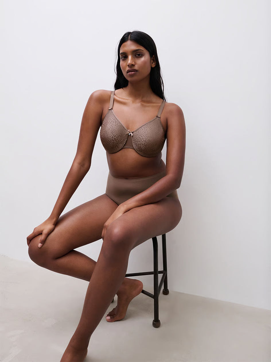 C MAGNIFIQUE Seamless Unlined Minimizer