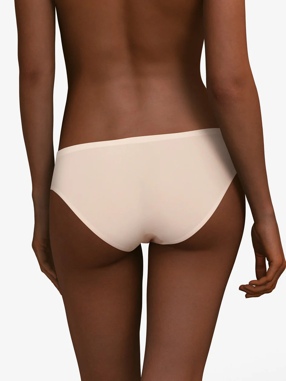 Model is wearing Chatelle SoftStretch Bikini back picture