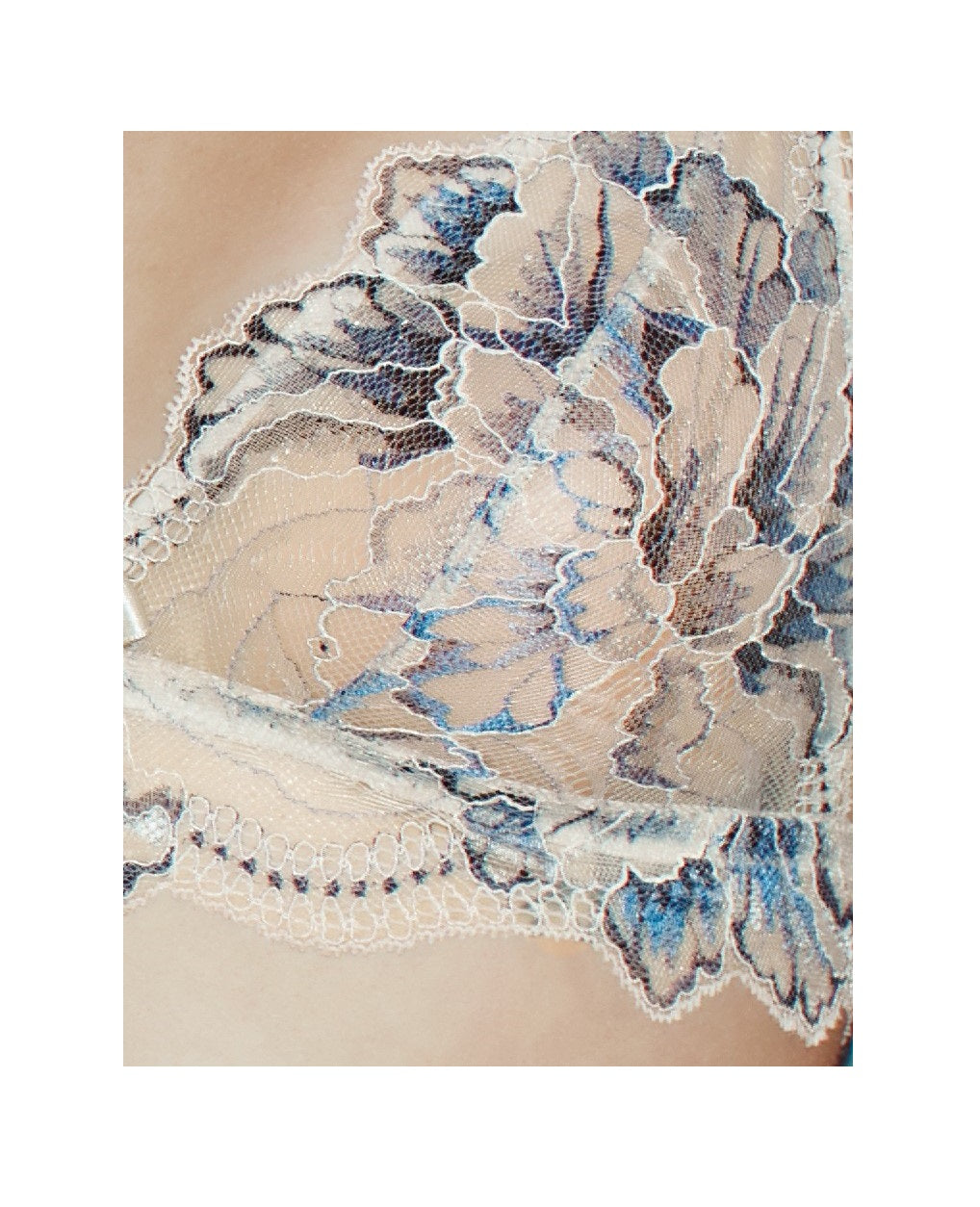 Glamorous, lace Brazilian panties from the Glamour line by Leilieve from Italy.